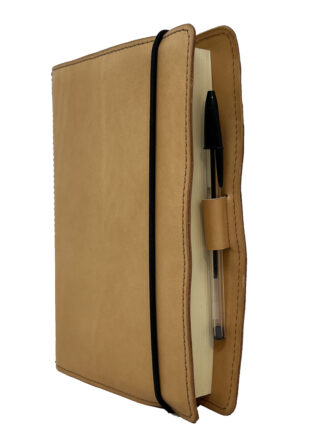 esterno quaderno diario rivestito in cuoio naturale con elastico